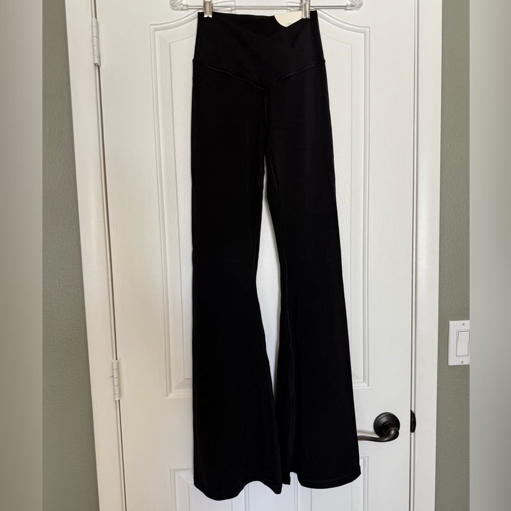 Aerie Offline Real Me Black Flared High-Waist Leggings with flattering crossover